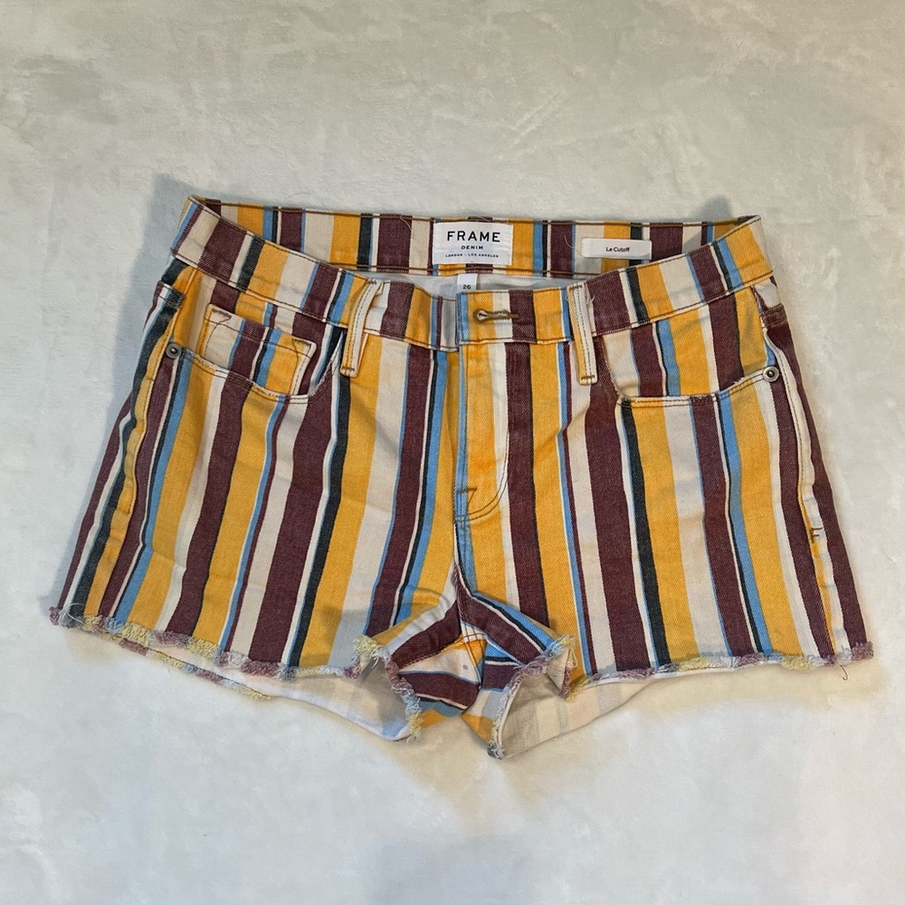 Frame Demnim le cutoff painterly stripe short